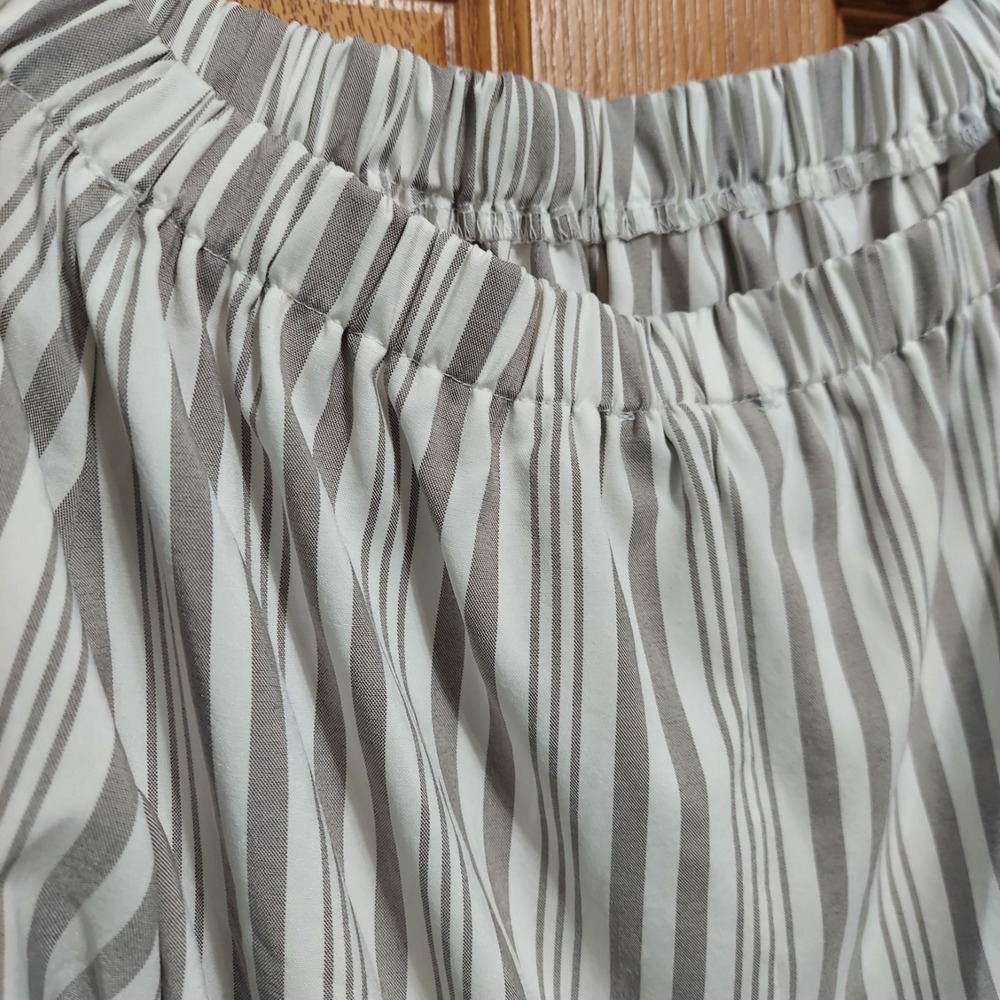 She + Sky Women's SMALL Black & White Striped Top Blouse Boho Peasant Shoulder - Picture 5 of 7